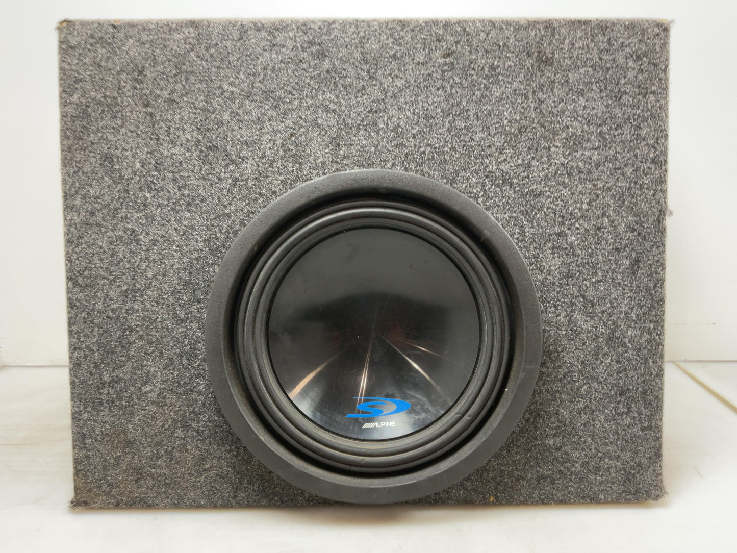 1997-2006 Jeep Wrangler JL Audio Subwoofer and Box 13752
