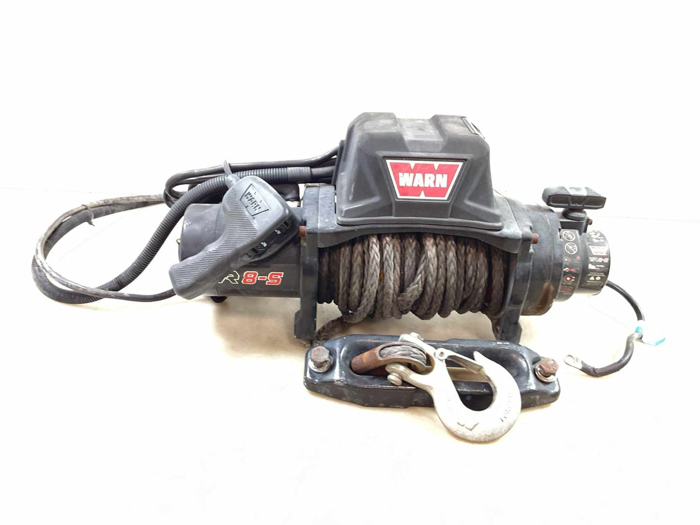 8,000lb WARN Winch VR 8-S 155659