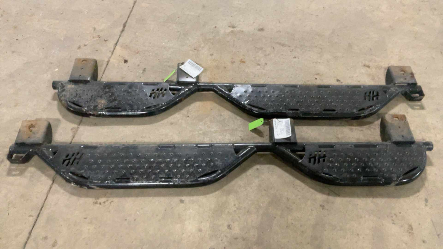 2007-2018 Jeep Wrangler JKU 4 Door Aftermarket Running Boards 160953
