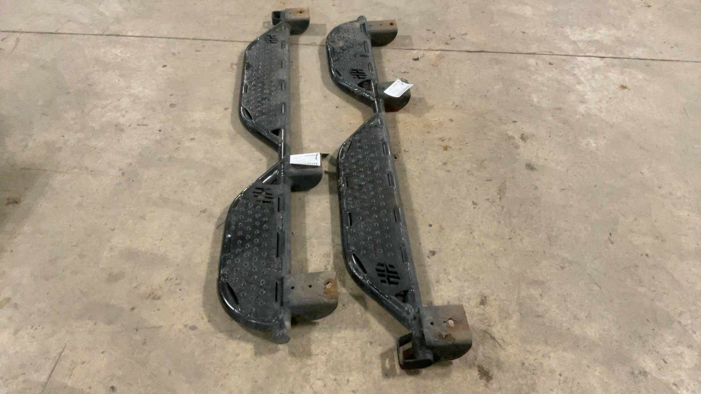 2007-2018 Jeep Wrangler JKU 4 Door Aftermarket Running Boards 160953