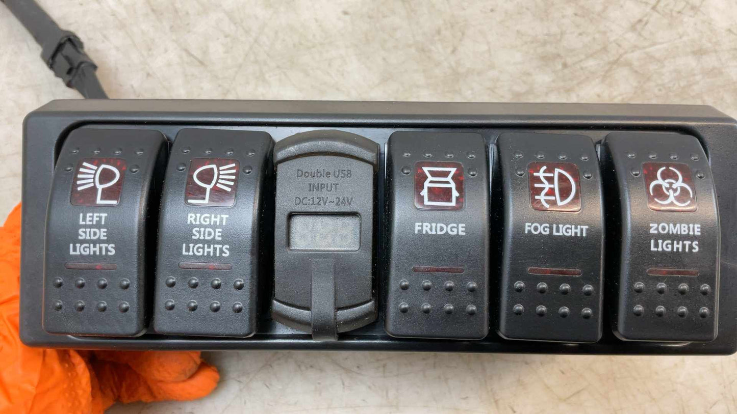 2007-2018 Jeep Wrangler Upper Center Switch Panel 177011