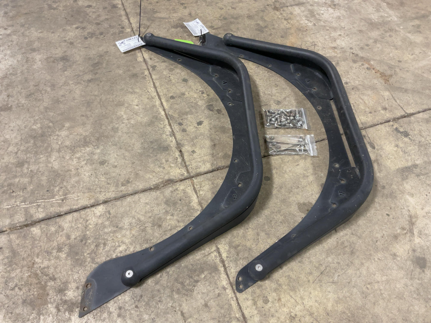 1997-2006 Jeep Wrangler TJ Metal Cloak 4" Rear Fenders 166049