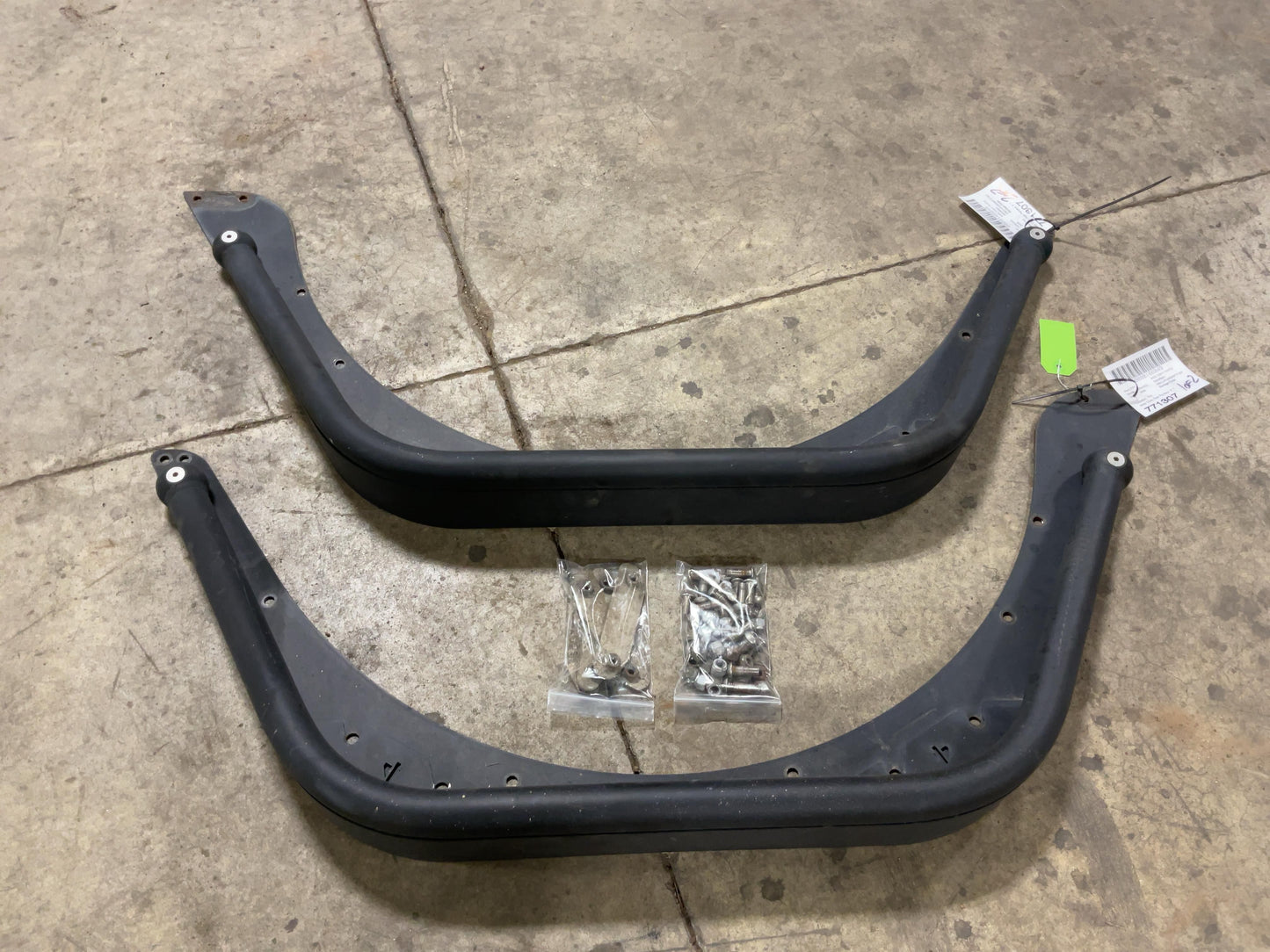 1997-2006 Jeep Wrangler TJ Metal Cloak 4" Rear Fenders 166049