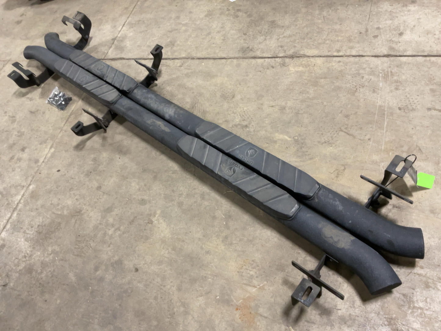 2020-2025 Jeep Gladiator Aftermarket Running Boards 59951